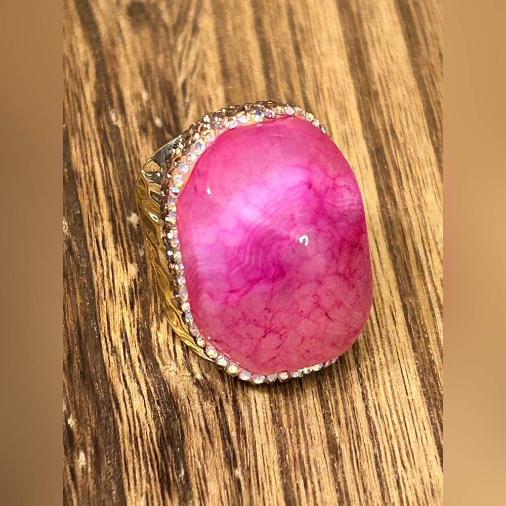 #2 - 18K Gold Plated
Natural Crystal - Rose Red
Open, One Size
$48
BRAND NEW